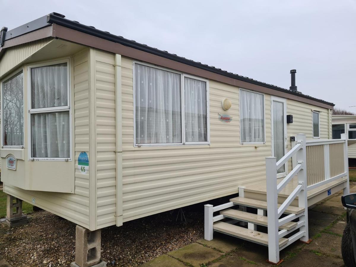 6 Berth Promenade Ingoldmells Apartment Exterior photo